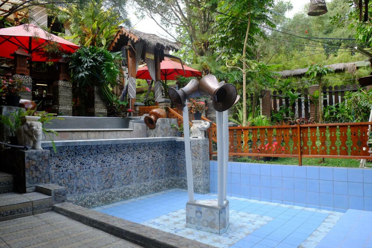 Badjoeri Ethnic Wooden Homestay Bandung Luaran gambar